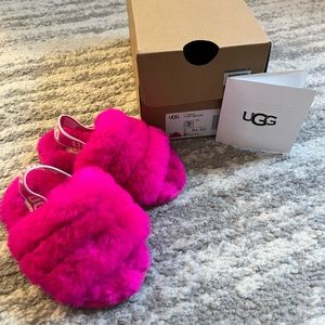 Ugh Toddler Furry Slippers size 7